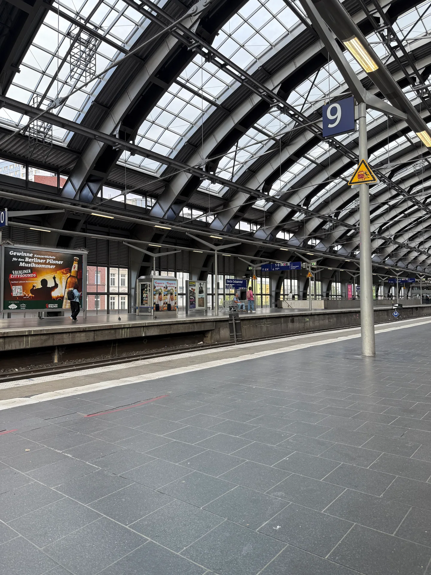 The hall at Ostbahnhof
